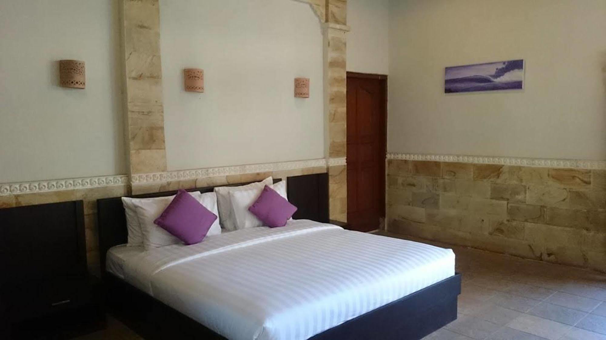 Hana Kuta Beach Hotel Экстерьер фото