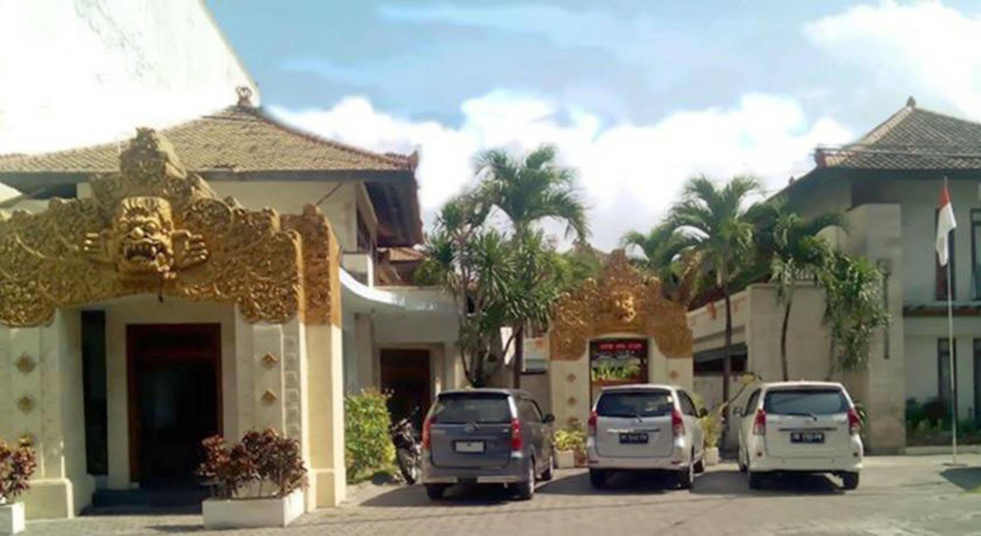 Hana Kuta Beach Hotel Экстерьер фото
